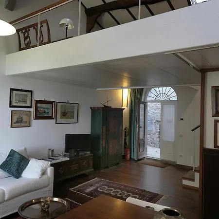 Unique - Monti District - View *